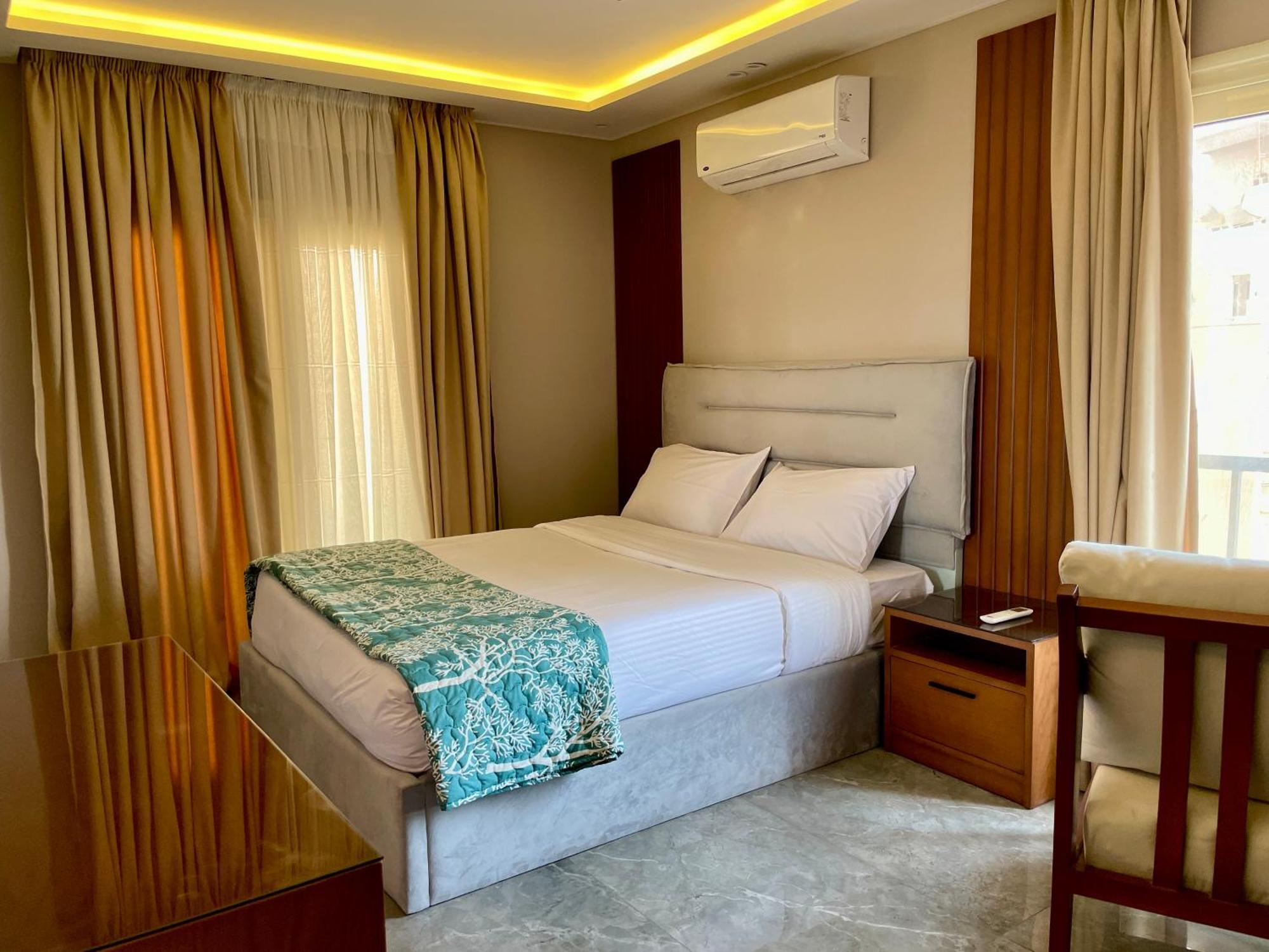 Nilefront 2br Startowers Maadi Cairo